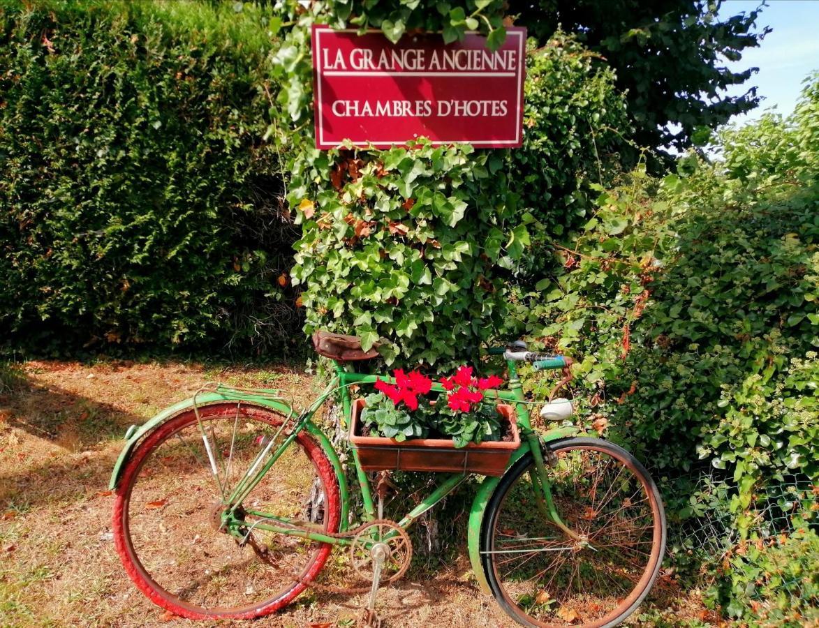 La Grange Ancienne Bed & Breakfast Montrollet Dış mekan fotoğraf